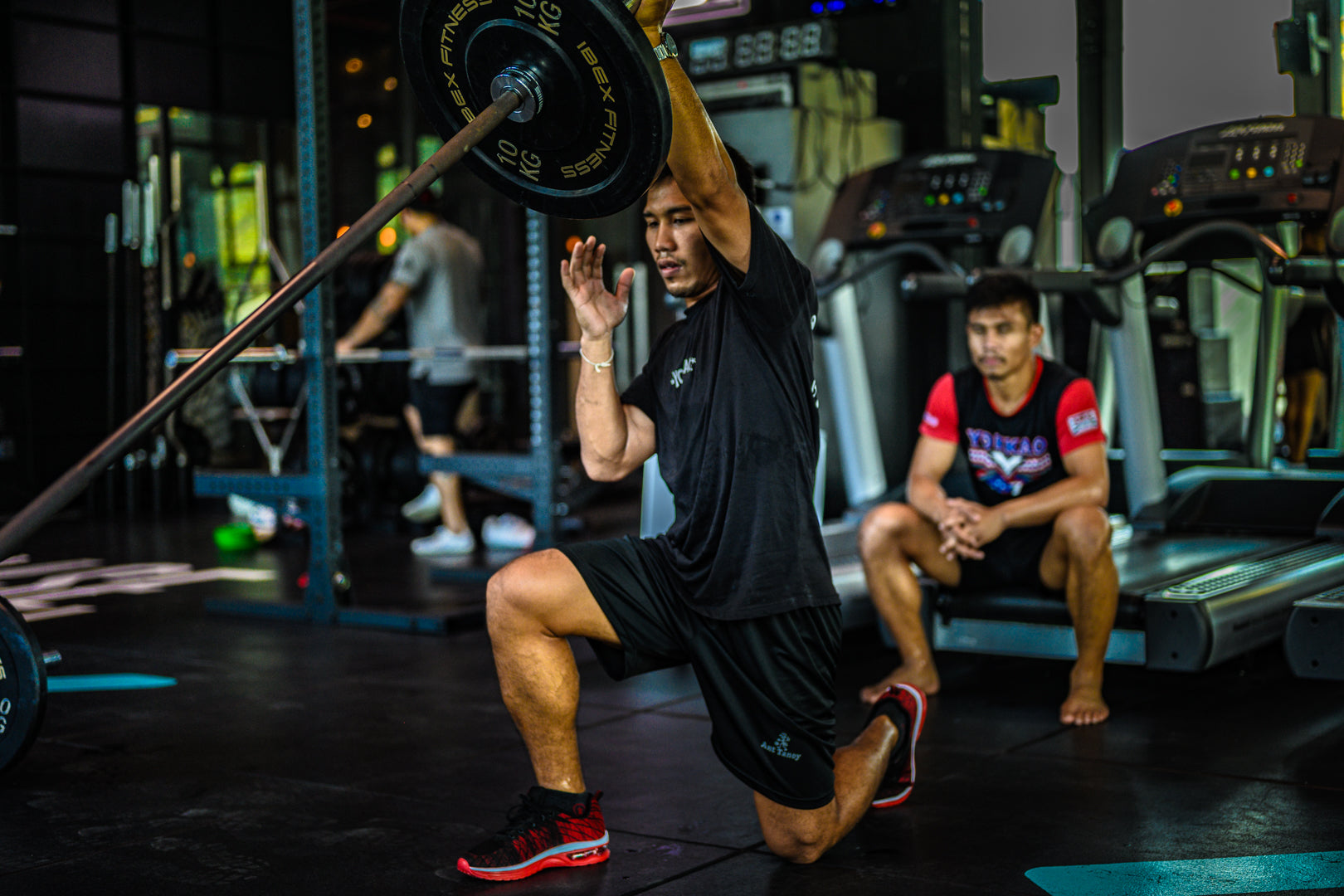 Do Muay Thai Fighters Lift Weights?