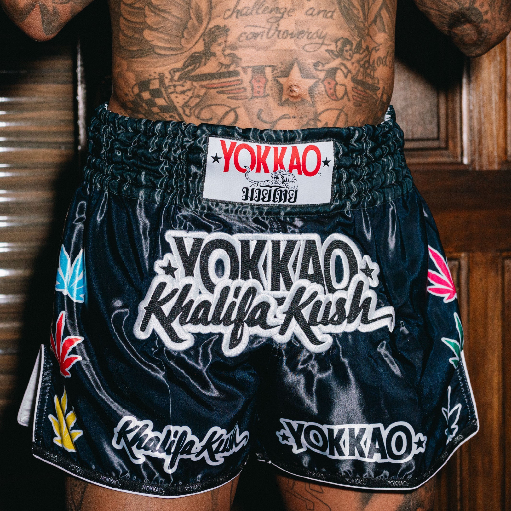 Pantaloncini Muay Thai YOKKAO | Khalifa Kush