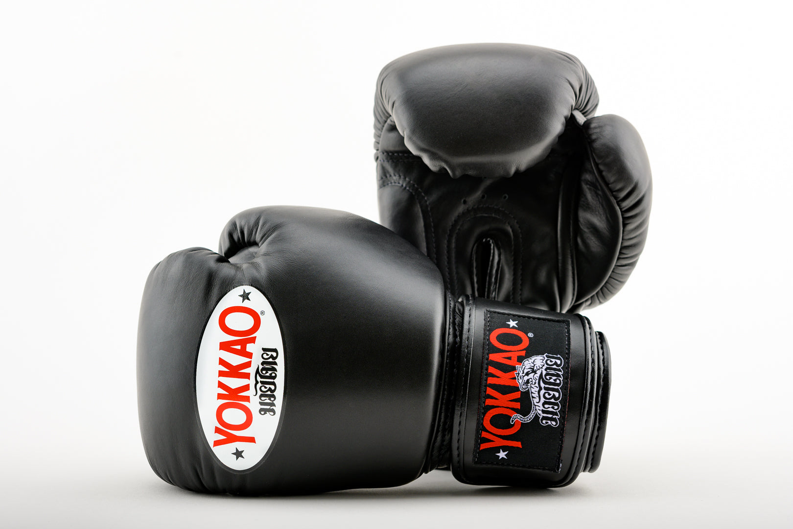 The Right Types of Boxing Gloves for Beginners-YOKKAO Europe