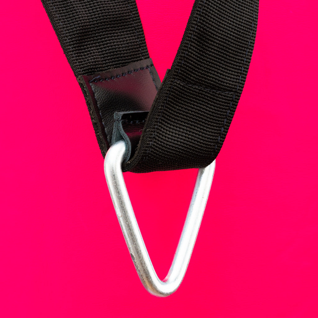 #color_fuchsia/black