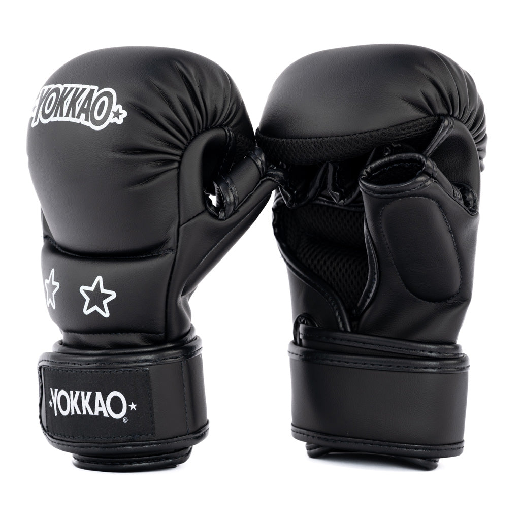Gants de combat MMA au sol